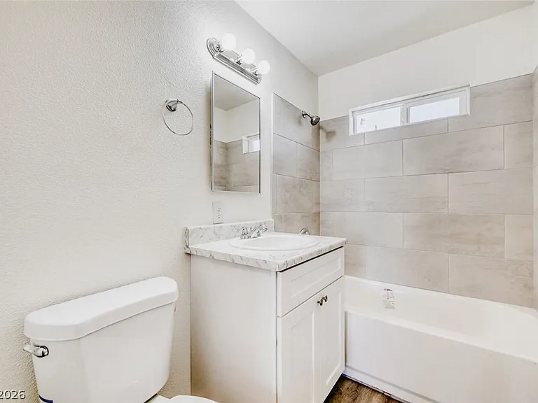 1014 N 4th St #1-10 — Photo 28