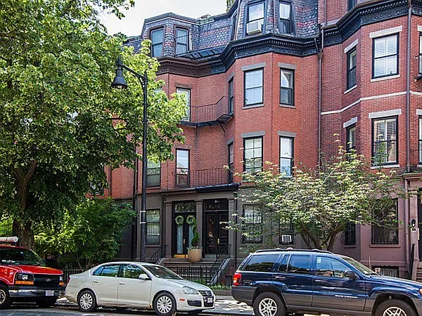 247 Beacon St #6 — Photo 11