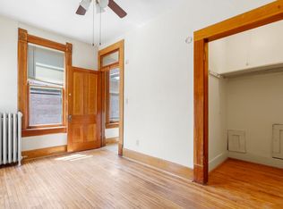 718 N 5th St #2, Springfield, IL 62702