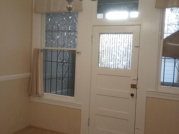 5th image of 183 Lexington St