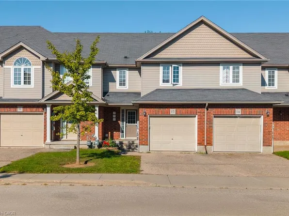 468 Doon South Dr #15, Kitchener, ON N2P 0A2