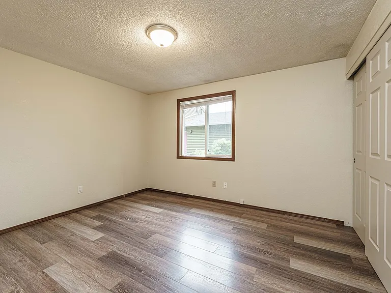 4918 Plomondon St — Photo 15