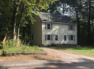 7 Woodvale Ct #7, Springvale, ME 04083