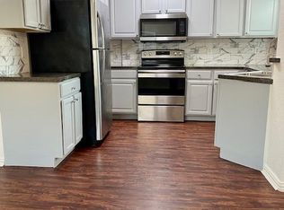 419 E 10th St, Dallas, TX 75203