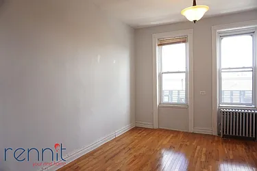 Rented by Rennit Inc.