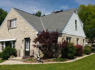 728 N Montgomery St, Port Washington, WI 53074