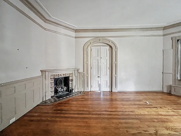 428 N Church St — Photo 7