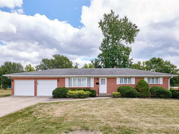 608 2nd St, Warrenton, MO 63383