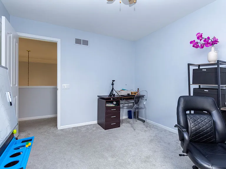 45520 Morningside Dr — Photo 37