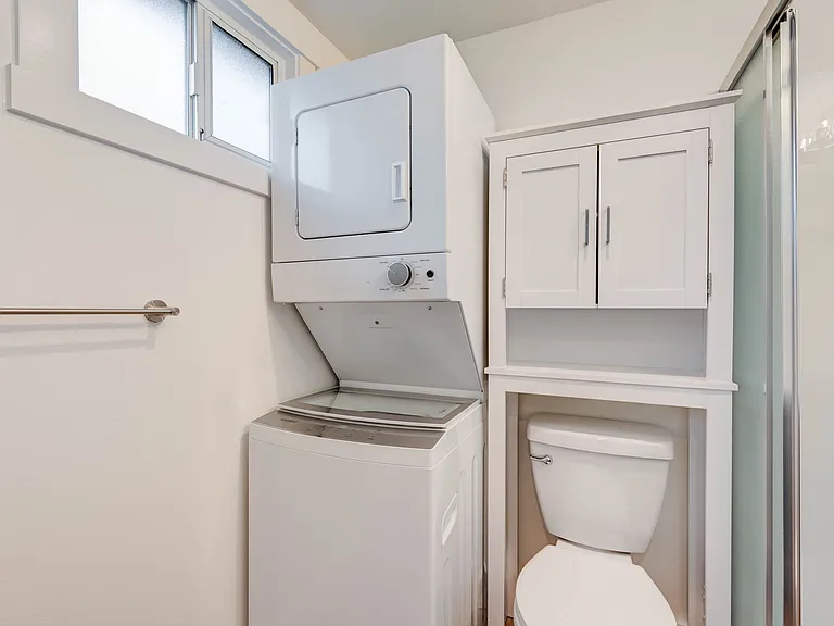495 SE Maylor St — Photo 13