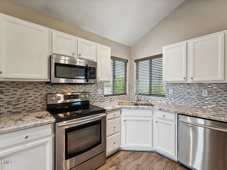 181 S Tiago Dr — Photo 5