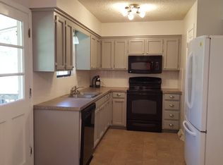 212 N Huntsman Blvd, Raymore, MO 64083