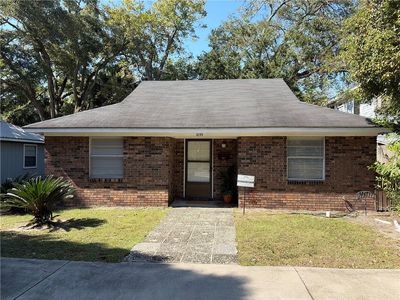 1055 College St, Saint Simons Island, GA, 31522