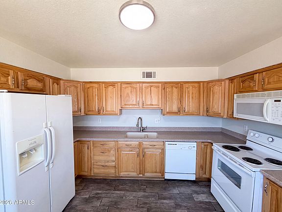 2nd image of 5908 W CALAVAR Road
