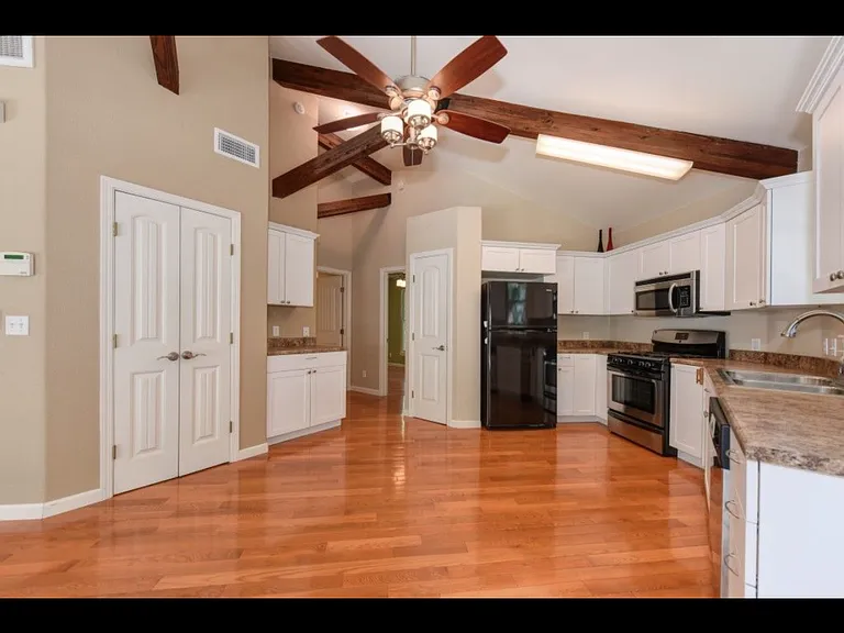 5120 Coot Rd — Photo 12