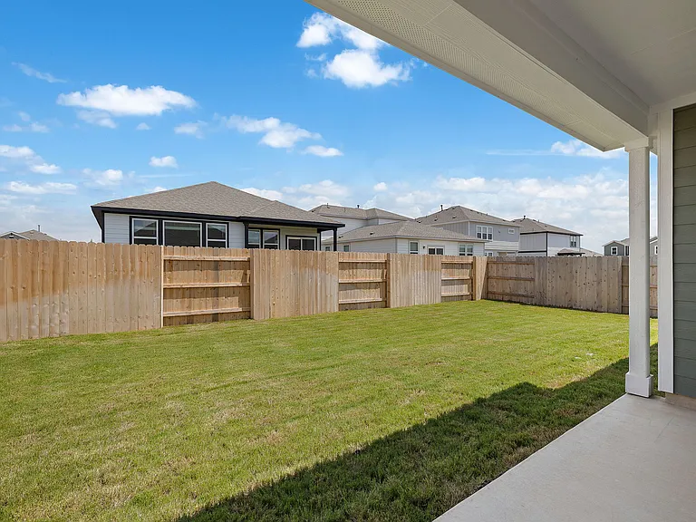 2415 Ekvall Dr — Photo 23
