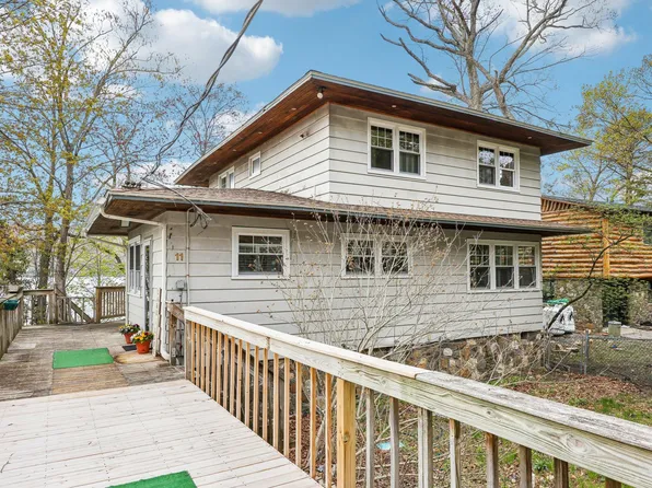 77 Woods Road, Greenwood Lake, NY 10925