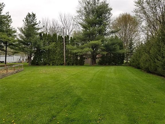 4th image of 108 Chitwood Dr