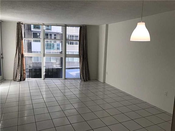5th image of 1228 West Ave APT 212