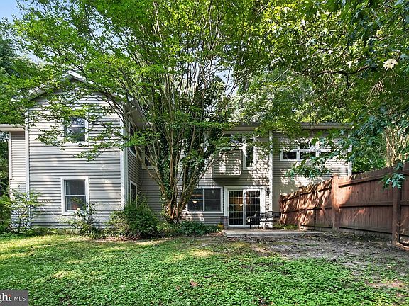 4th image of 2220 Vern Rd
