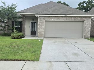1346 Hickory Creek Dr, Baton Rouge, LA 70816