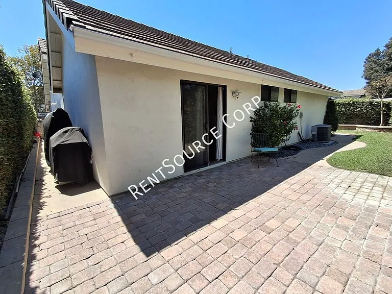 23902 Ranney House Ct — Photo 36