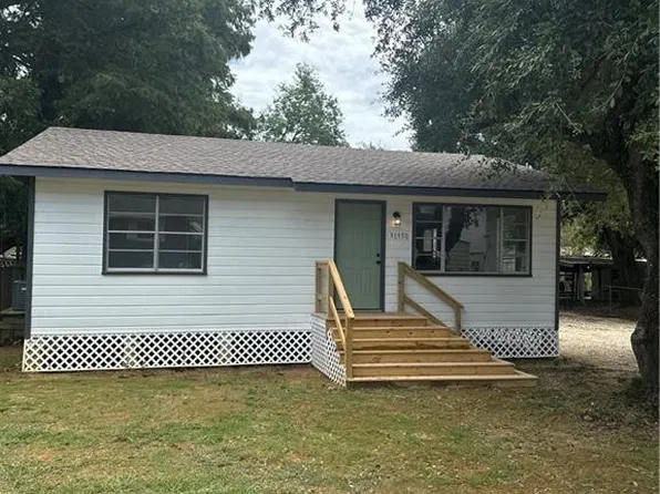 31950 Tetanne Dr, Springfield, LA 70462