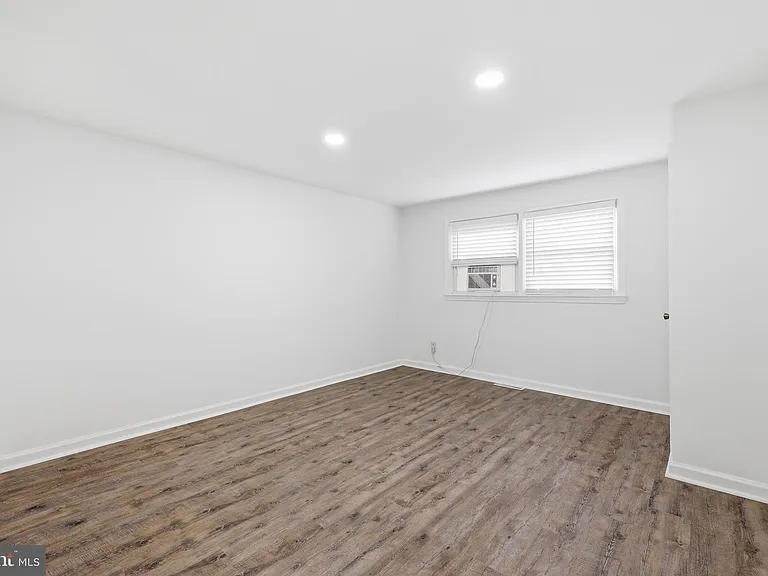 3816 W Bay Ave #1 — Photo 3