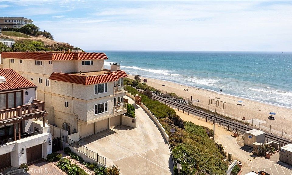 1st image of 121 Boca De La Playa APT 1