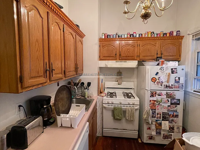 23 Bigelow St #1 — Photo 18