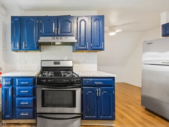 209 N 11Th St, Newark City, NJ 07107
