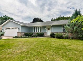 7555 Sumac Ln, Cherry Valley, IL 61016