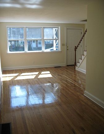 3rd image of 522 Fountain St #35