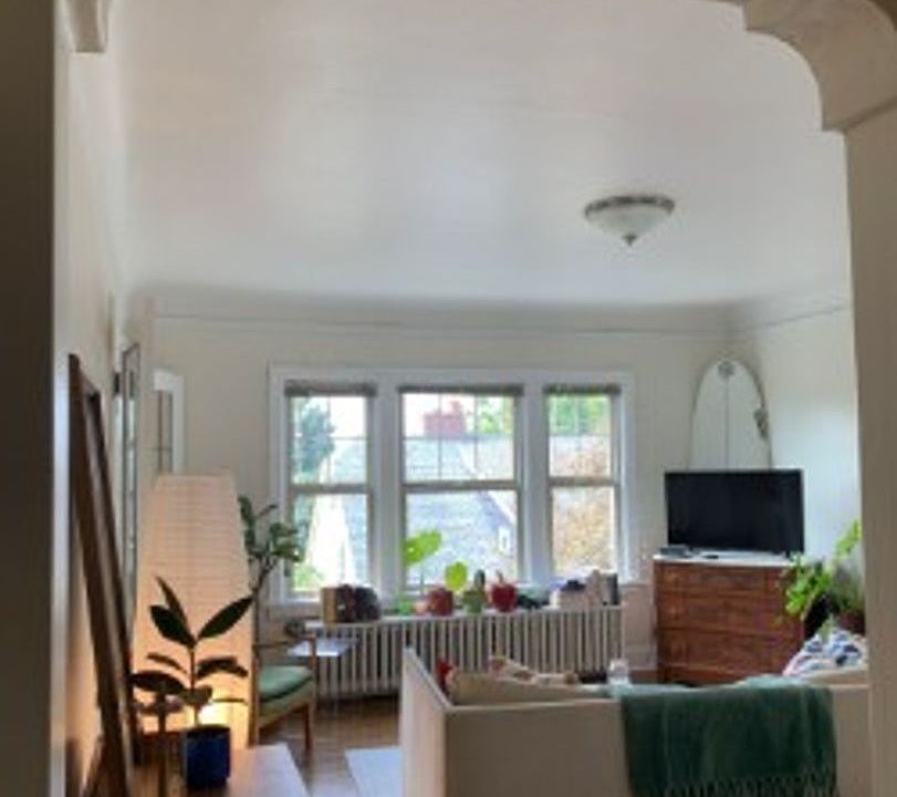 1st image of 5005 Phinney Ave N #19350916