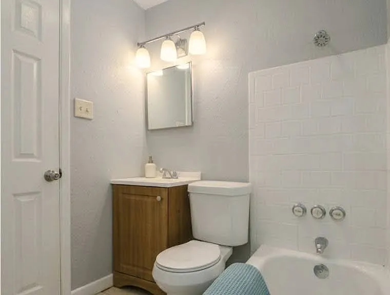 1105 W Arch St #A — Photo 10