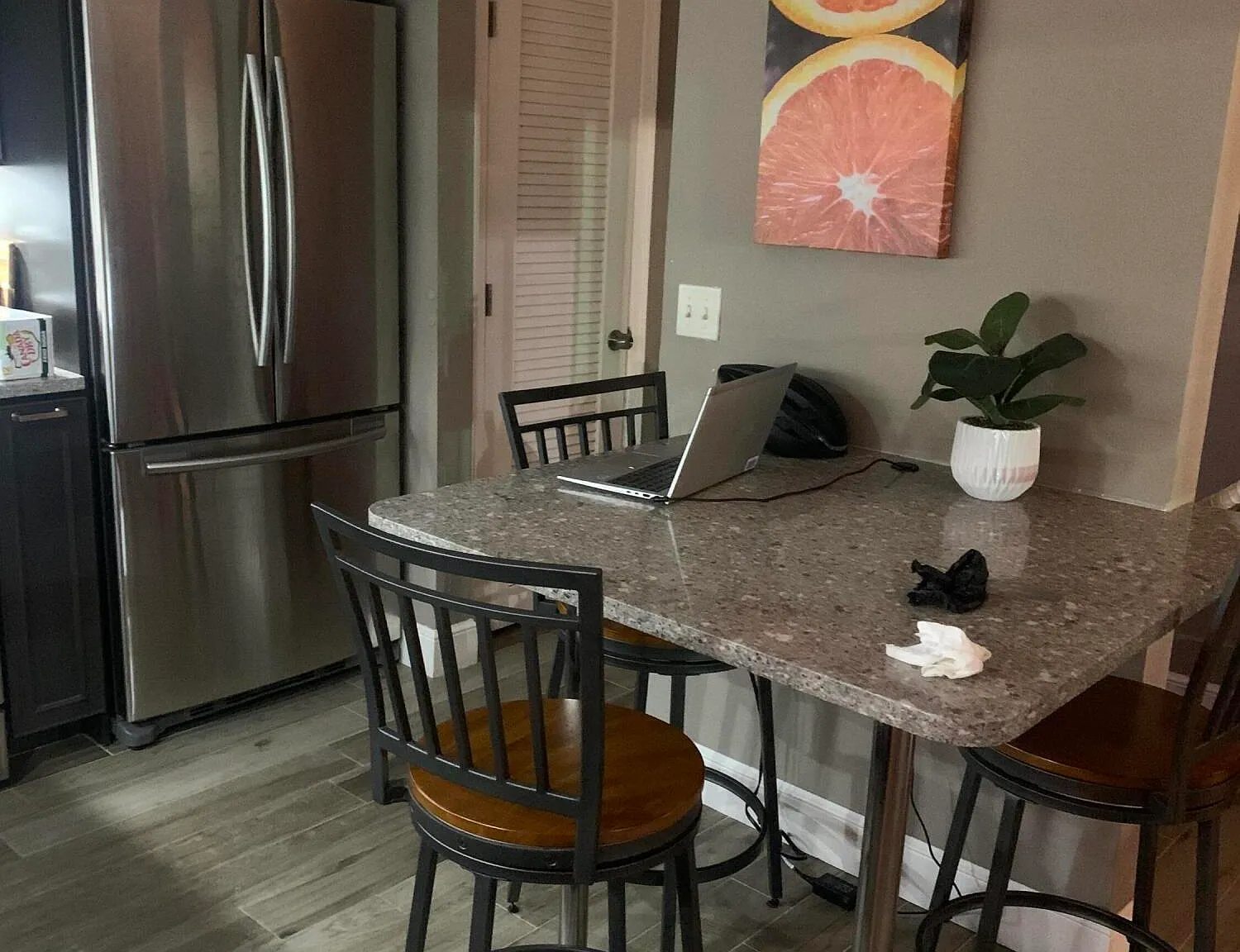 1 bed, 1.5 bath, 702 sqft, $2,000 — Photo 2