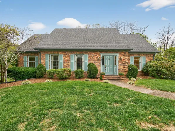 3350 Pimlico Pkwy, Lexington, KY 40517