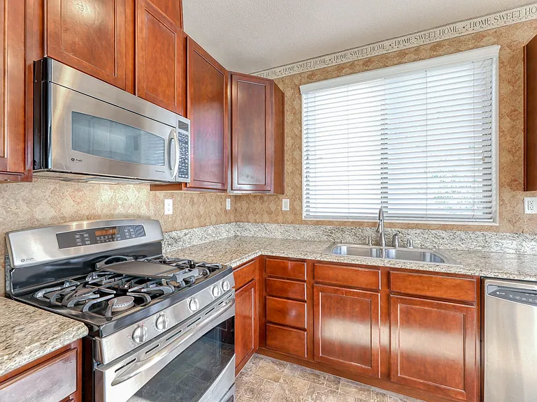 2658 Early Light Dr — Photo 11
