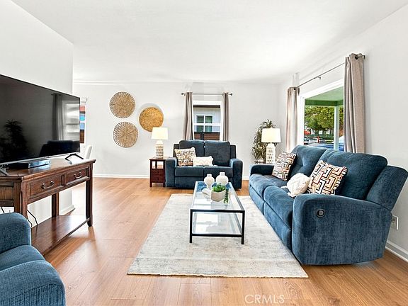 5th image of 2718 Fisk Ln