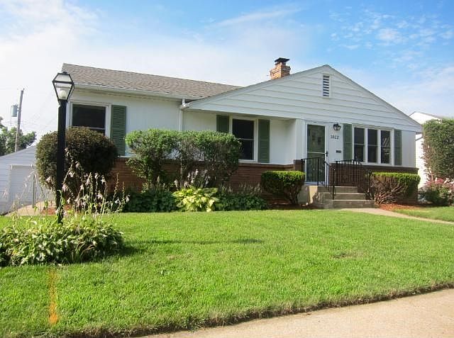 2022 Ramlow Pl. boasts new exterior paint, new roof & new windows!  Plus a walk out lower level!