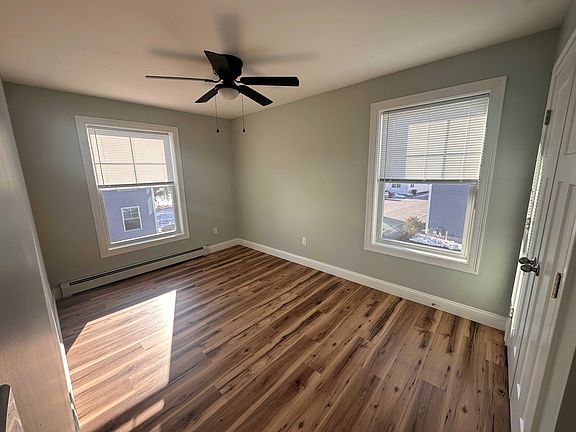 2nd image of 14 Twin Falls Dr #364