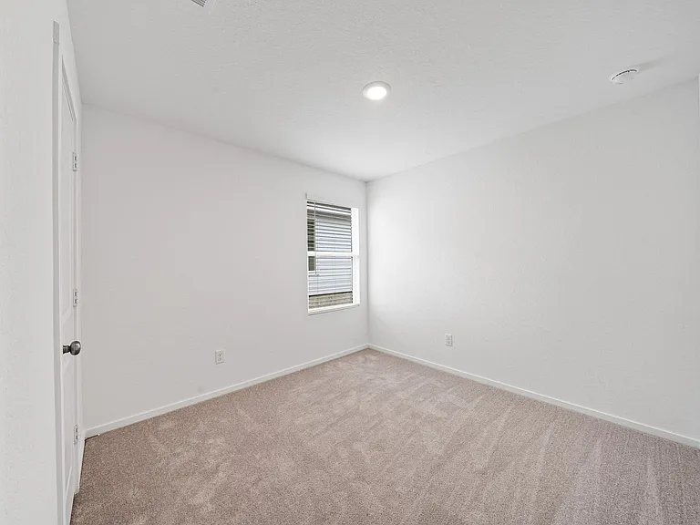 241 Tahoe Ave — Photo 9