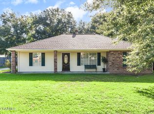 115 Avron Dr, Carencro, LA 70520
