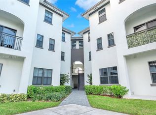 15650 SW 136th St #106, Miami, FL 33196