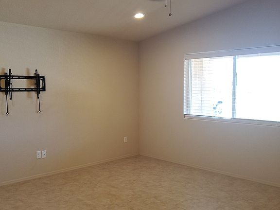 3rd image of 10123 E 33rd Ln