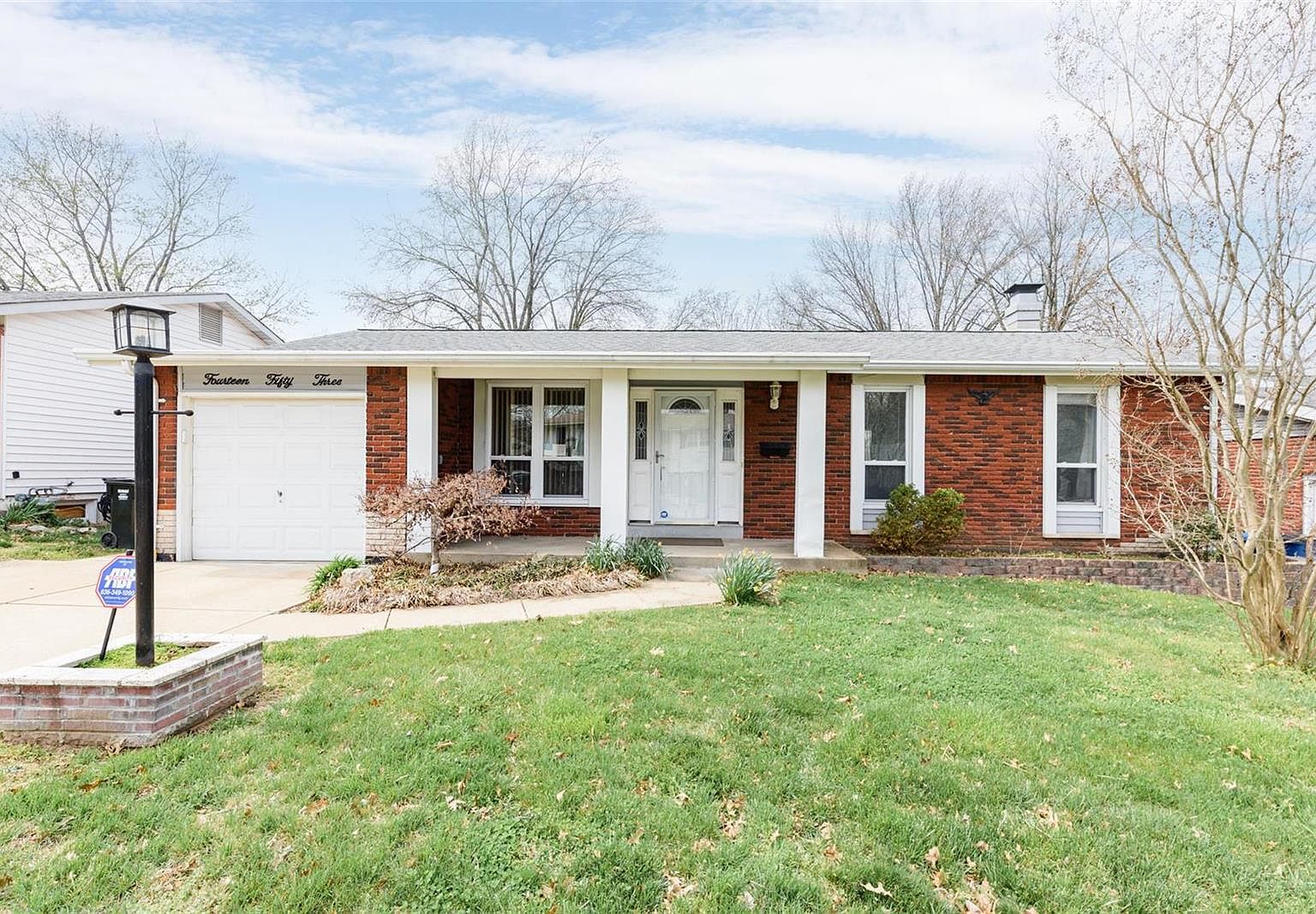 1453 Friar Tuck Ln, Saint Louis, MO 63125 Zillow