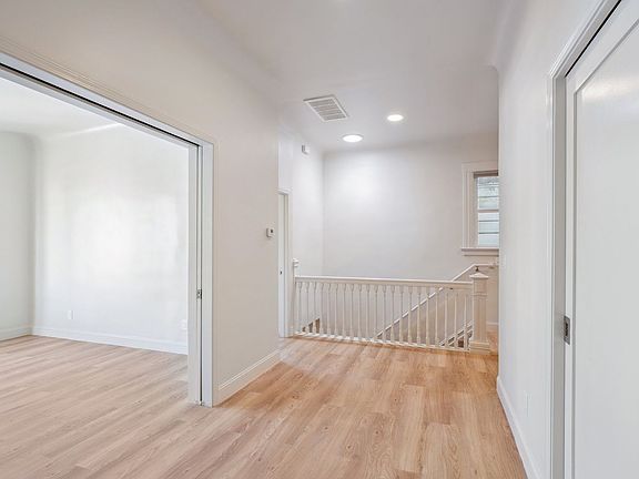 5th image of 530-532 Castro St