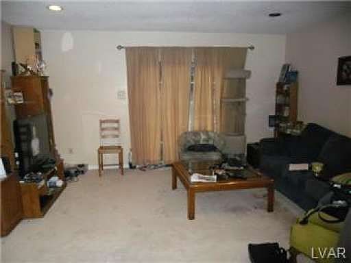 4th image of 1828 Mansfield St