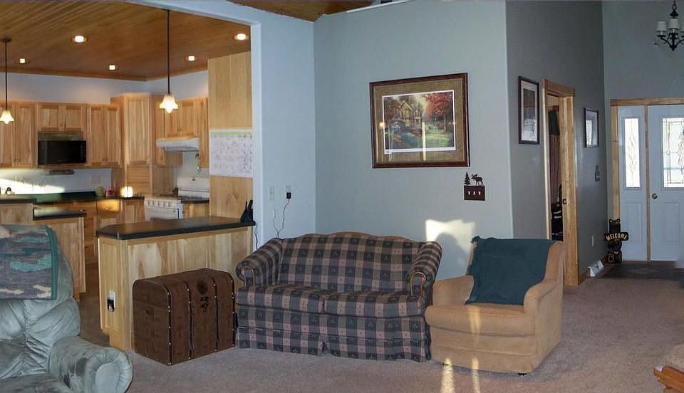 1st image of 414 Esker Heights Dr