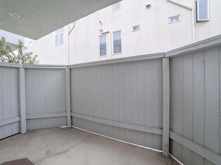 1107 Loma Dr #C — Photo 20